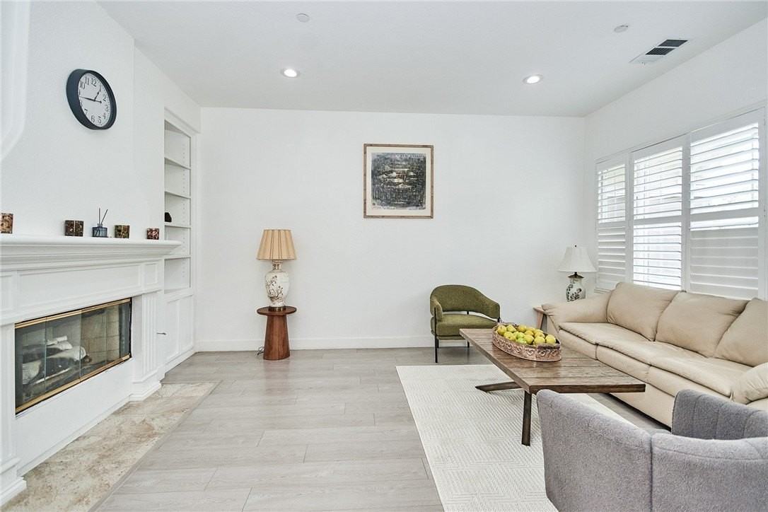 4176 New Hampshire Ave - Photo 7 of 34