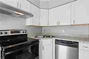 1011 Green St - Photo 1 of 1