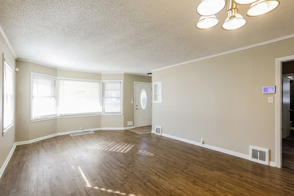 11222 E 20th St S - Photo 6 of 17