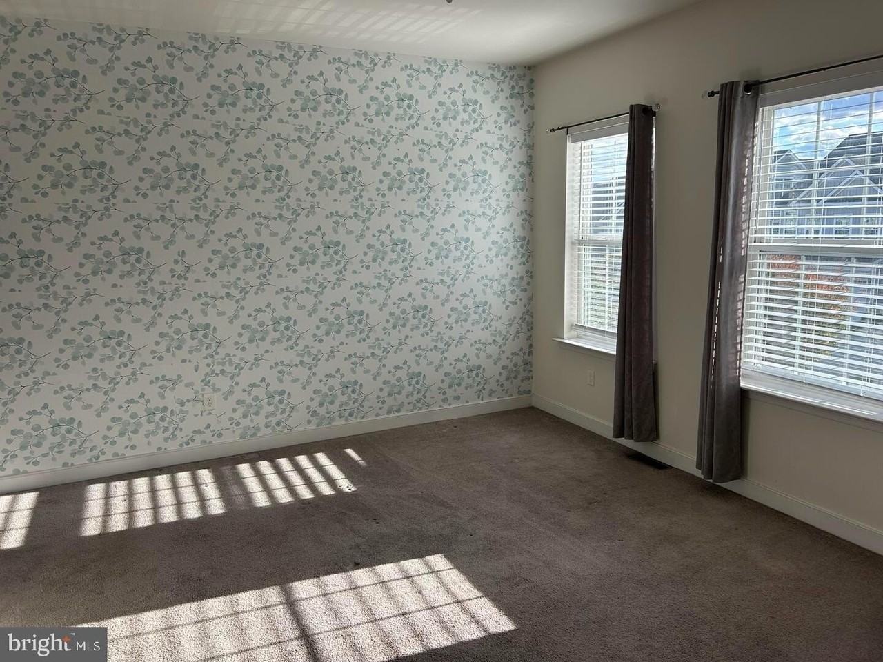 295 Mingo Way - Photo 5 of 13