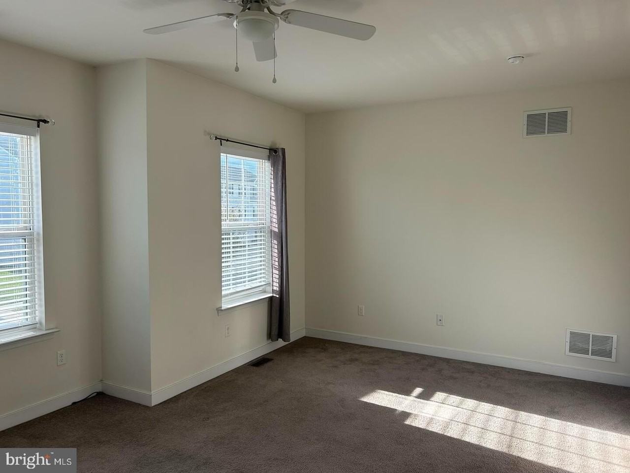 295 Mingo Way - Photo 6 of 13