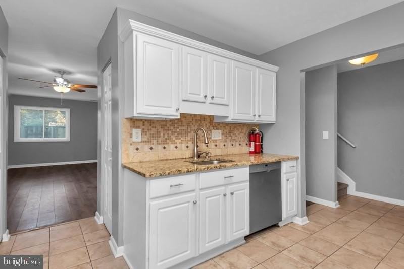 1065 Cedar Ridge Ct - Photo 3 of 22