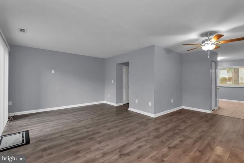 1065 Cedar Ridge Ct - Photo 5 of 22