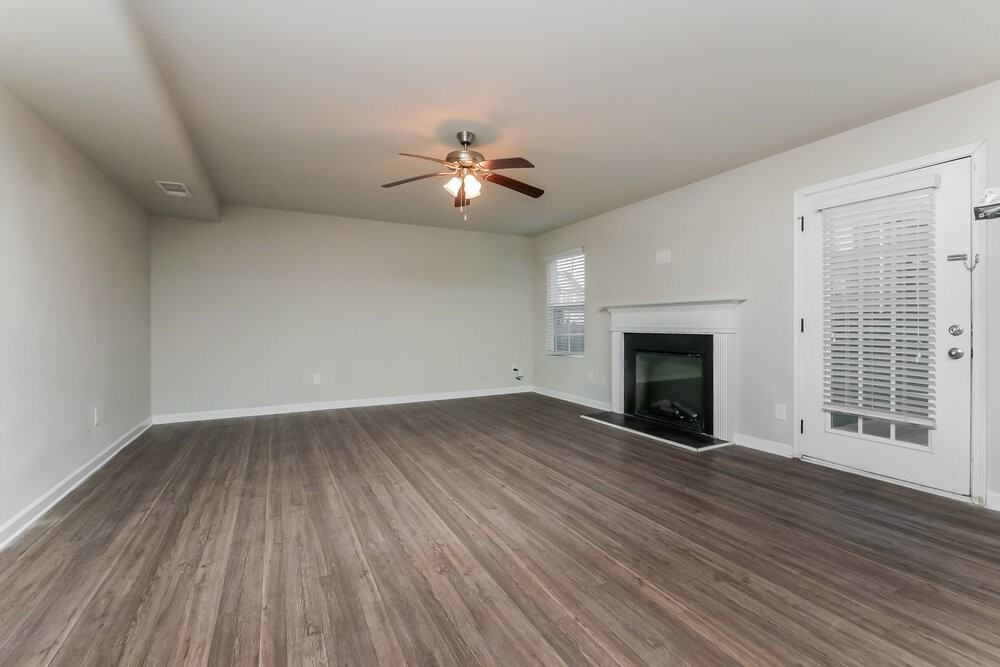 405 Invector Court - Photo 4 of 17