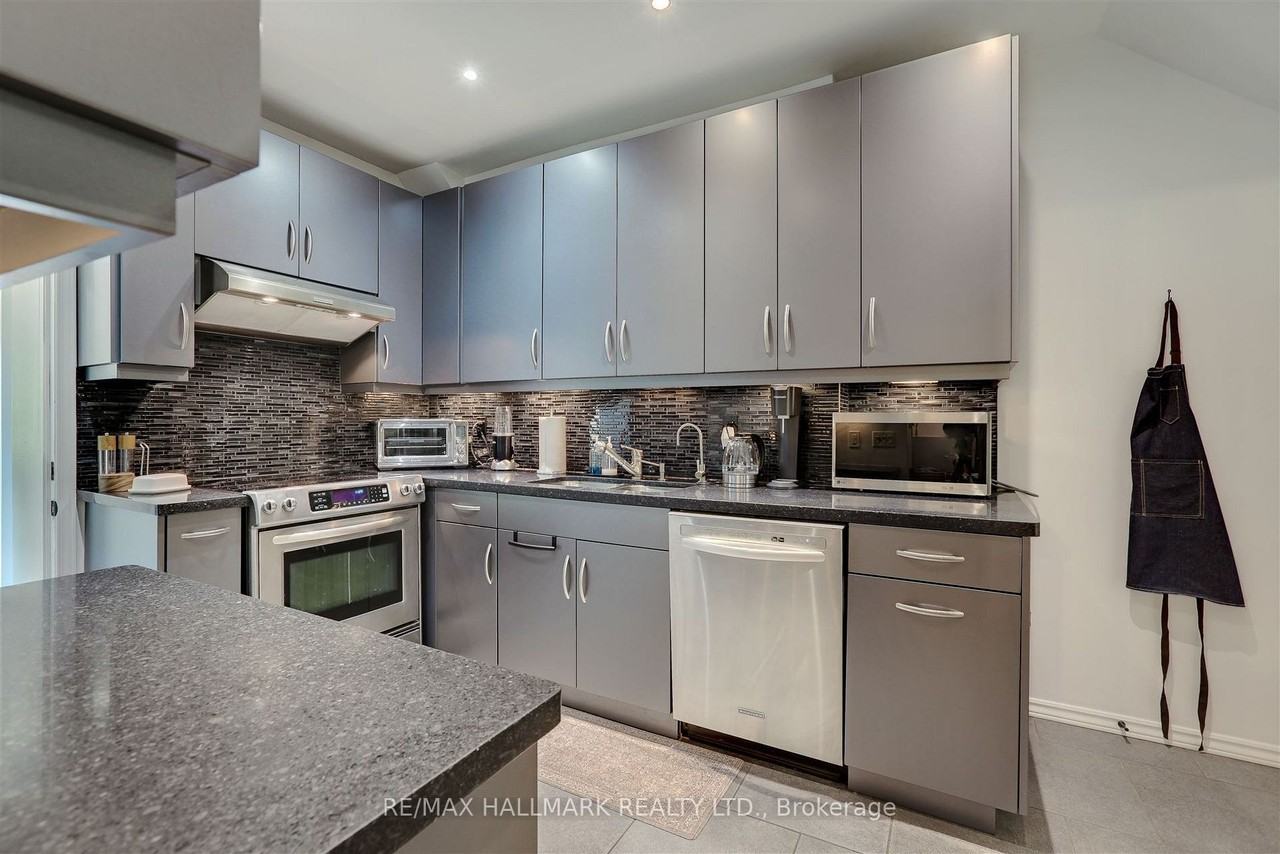 10 McGee Street - Photo 7 of 20