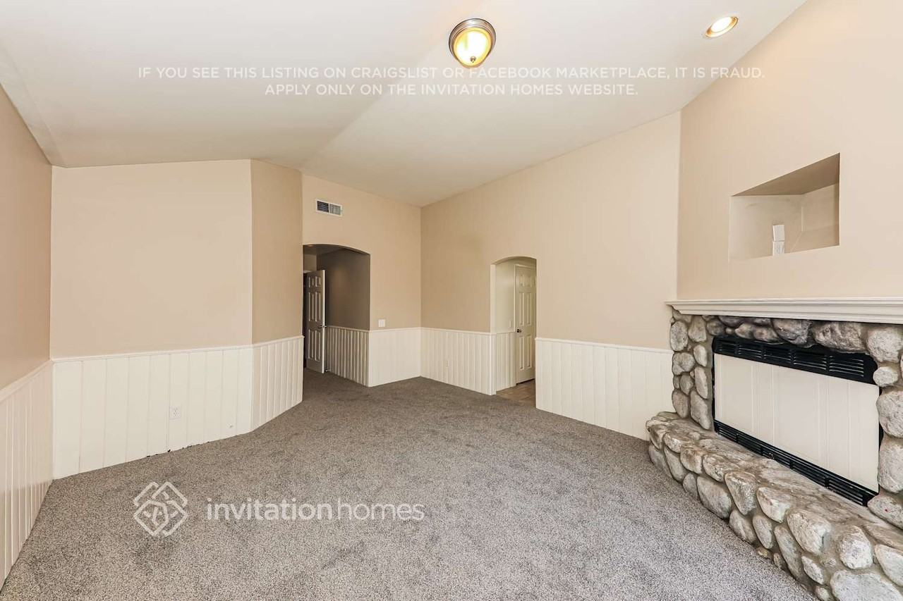 5235 Sundance Drive - Photo 4 of 17