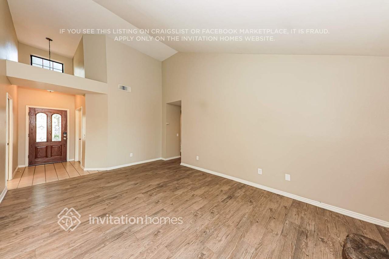 5235 Sundance Drive - Photo 6 of 17