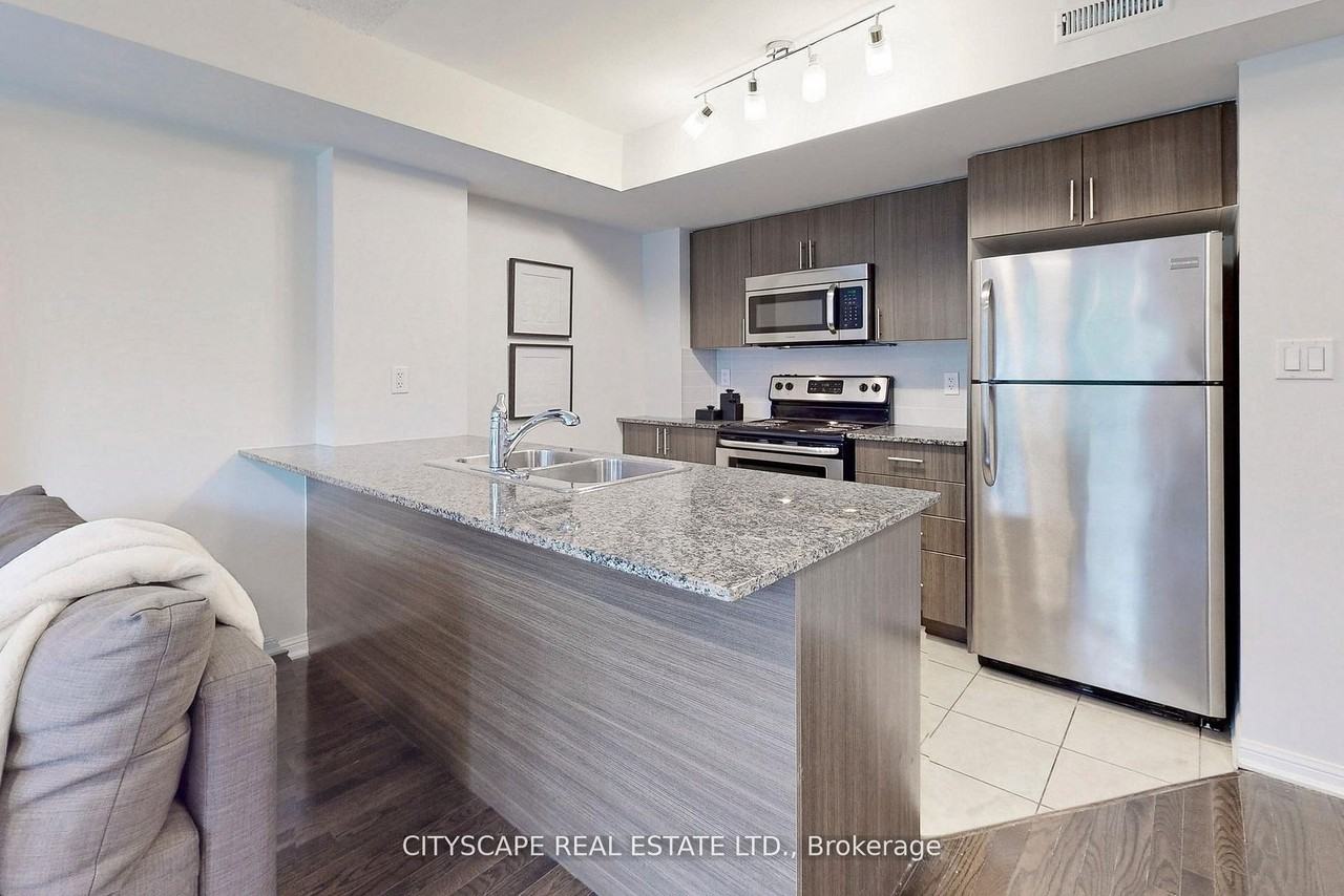 10 Foundry Avenue - Photo 2 of 17