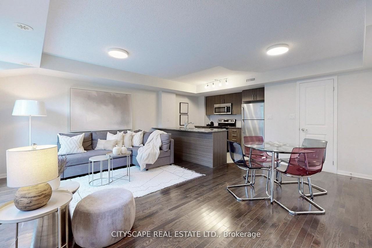 10 Foundry Avenue - Photo 3 of 17