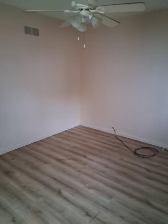 626 Fairholm Avenue - Photo 5 of 8