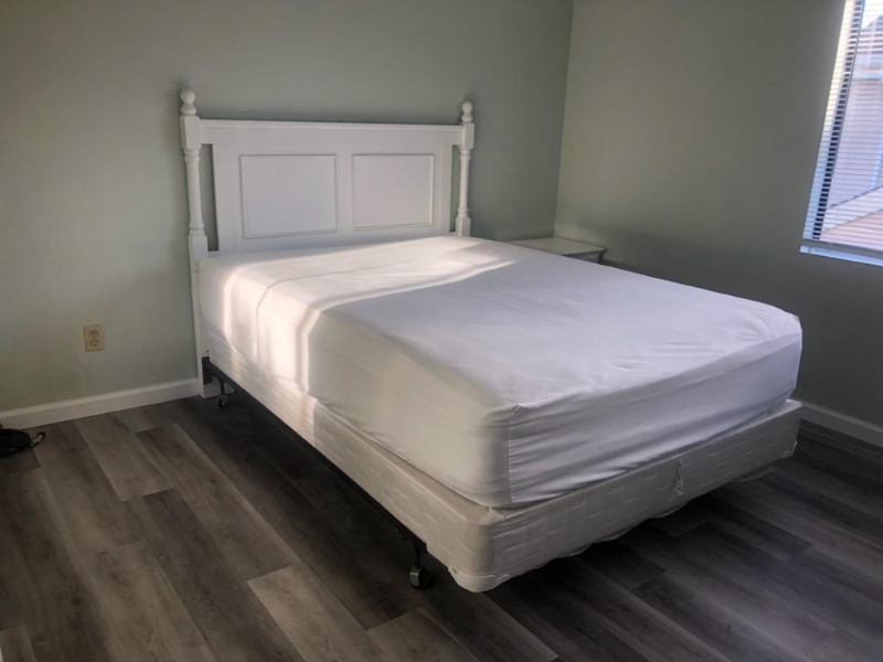 718 Laurel Ave - Photo 5 of 17