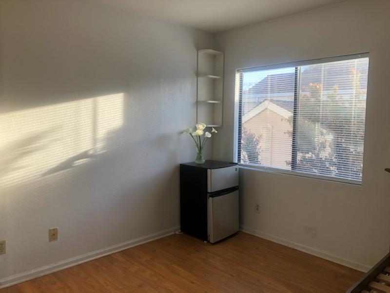 718 Laurel Ave - Photo 6 of 17