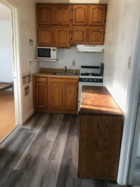 718 Laurel Ave - Photo 7 of 17