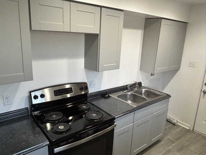 4509 Rosemont Pl - Photo 2 of 6