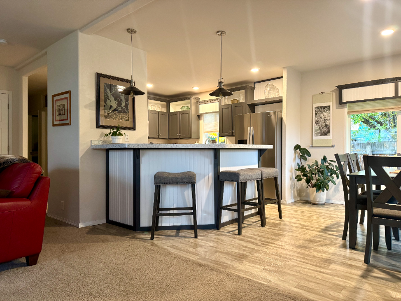 308 N 6th St - Photo 3 of 19