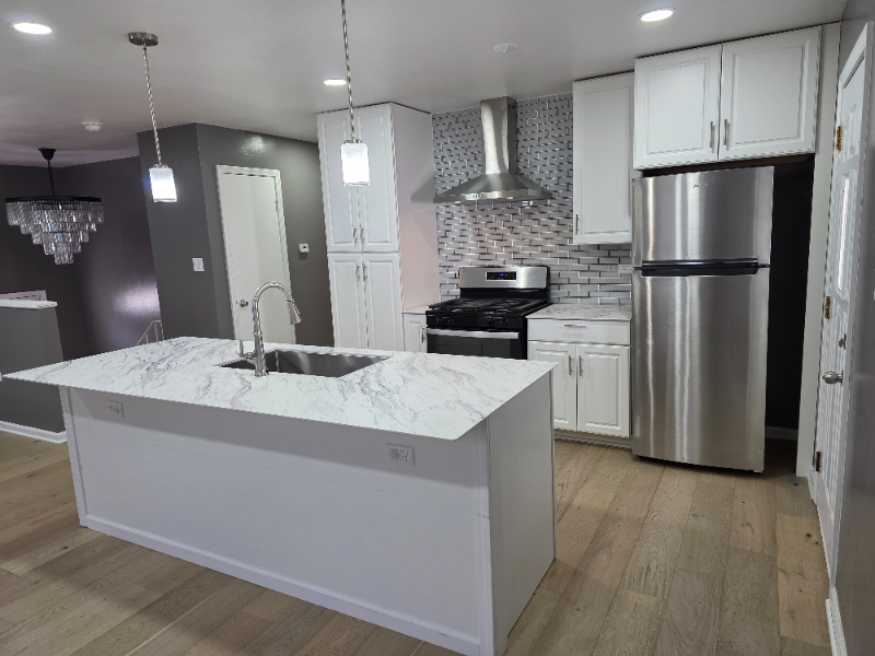 310 Merrill Avenue - Photo 2 of 19