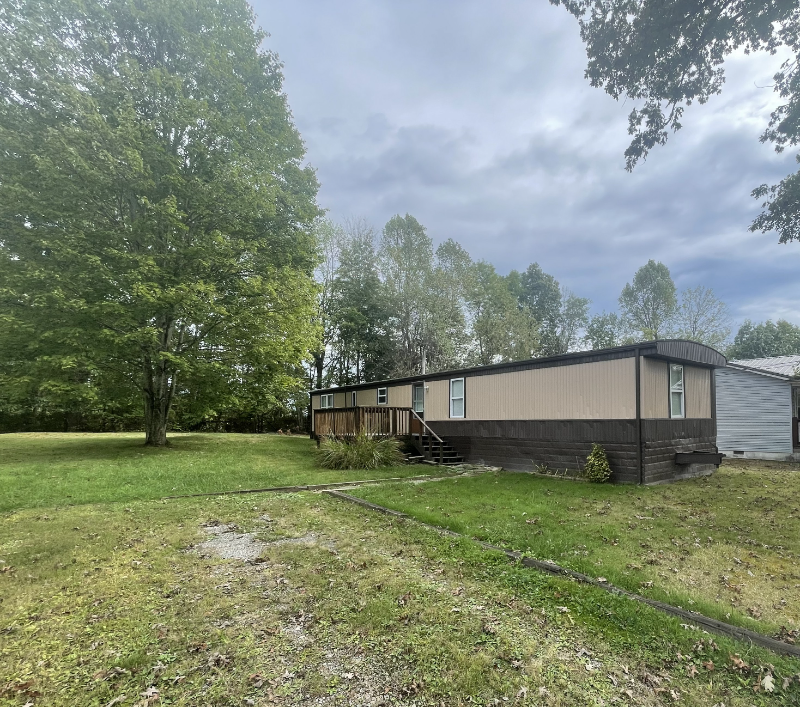 351 Franklin Heights - Photo 2 of 14