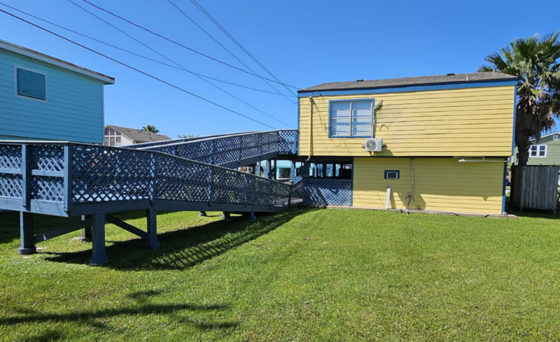 4215 Hardin - Photo 3 of 20