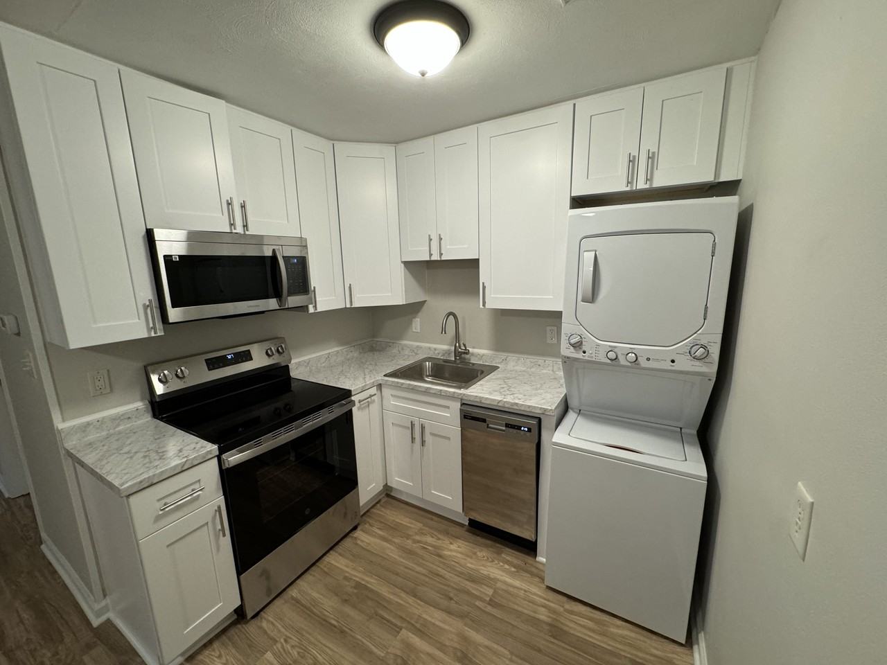 180 Sycamore Ln #A - Photo 2 of 7