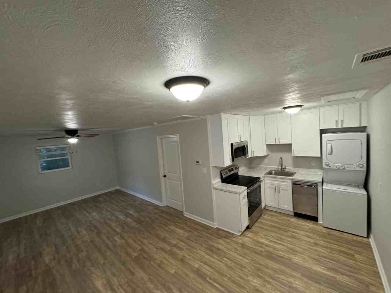 180 Sycamore Ln #A - Photo 3 of 7