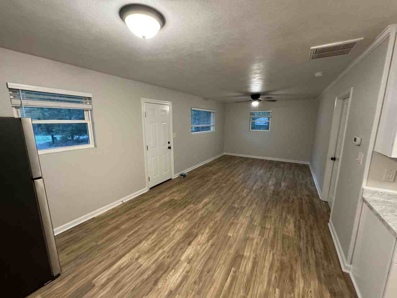 180 Sycamore Ln #A - Photo 4 of 7