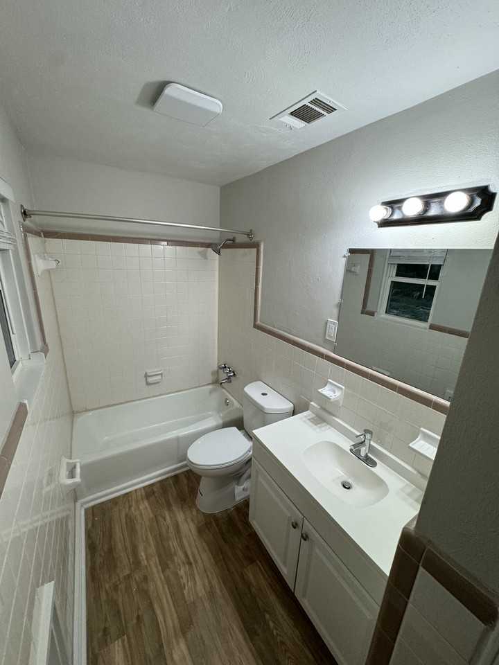 180 Sycamore Ln #A - Photo 5 of 7