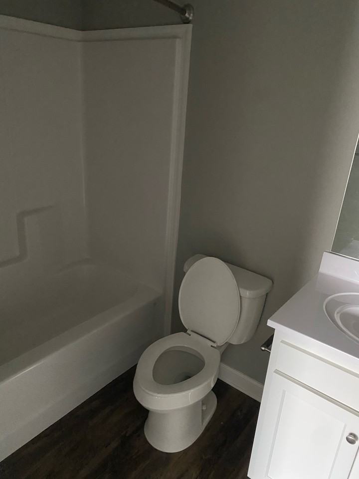 216 N 13th St #A - Photo 6 of 7