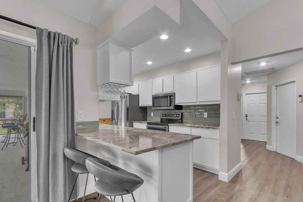 18791 Misty Lake Drive - Photo 5 of 27