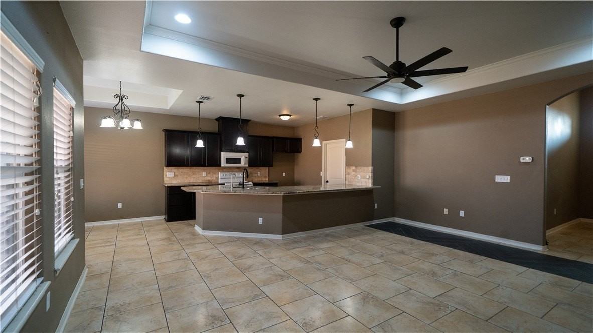 6809 Summer Wind Drive - Photo 6 of 27