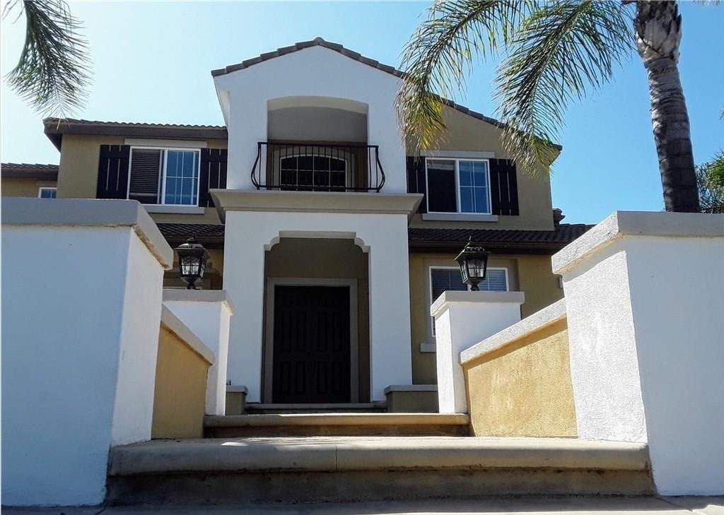 12701 Palm View Way - Photo 4 of 26