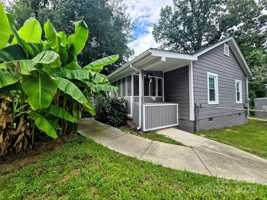 featured image of 810 Evening Shade Ln