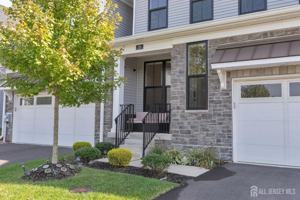 featured image of 29 Beachwood Dr