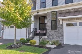 29 Beachwood Dr - Photo 1 of 1