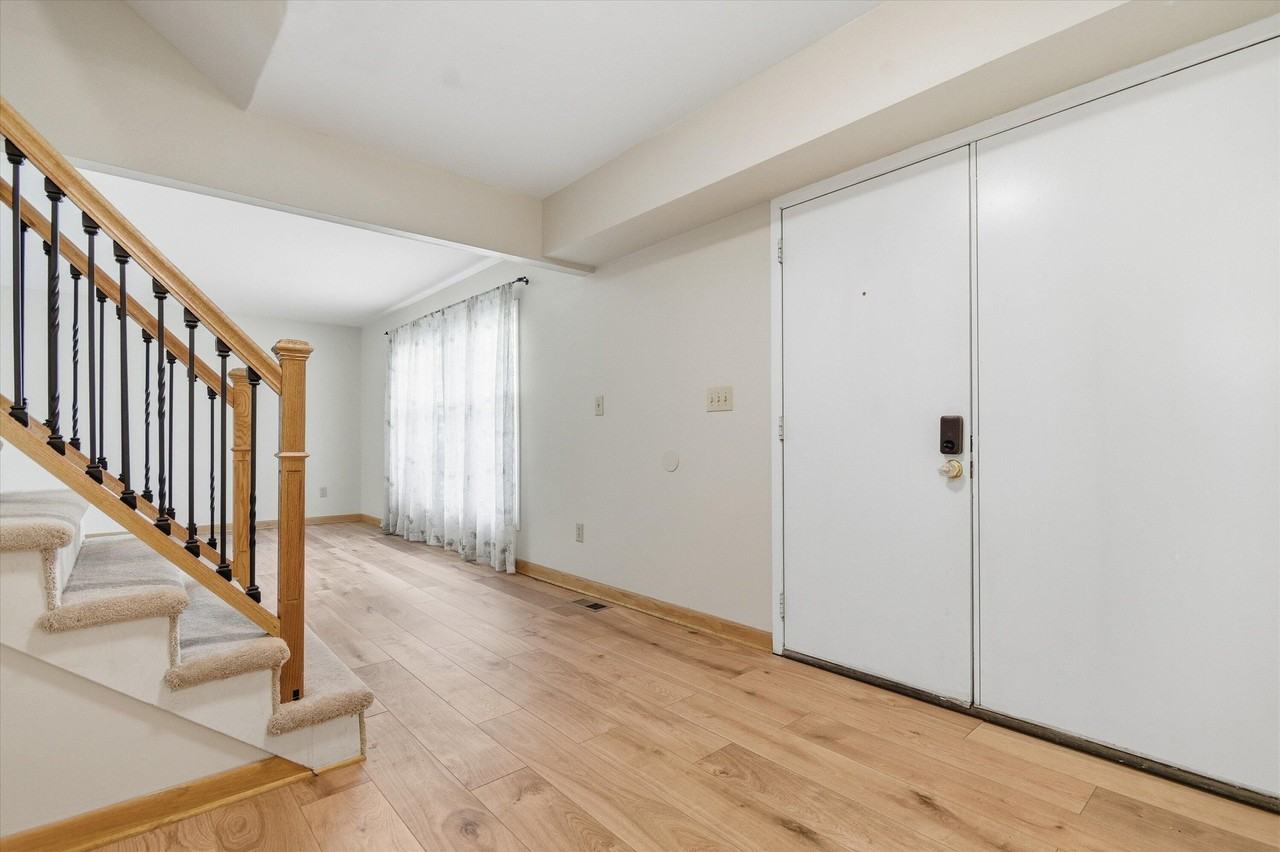 2825 Tuebingen Pkwy - Photo 5 of 50