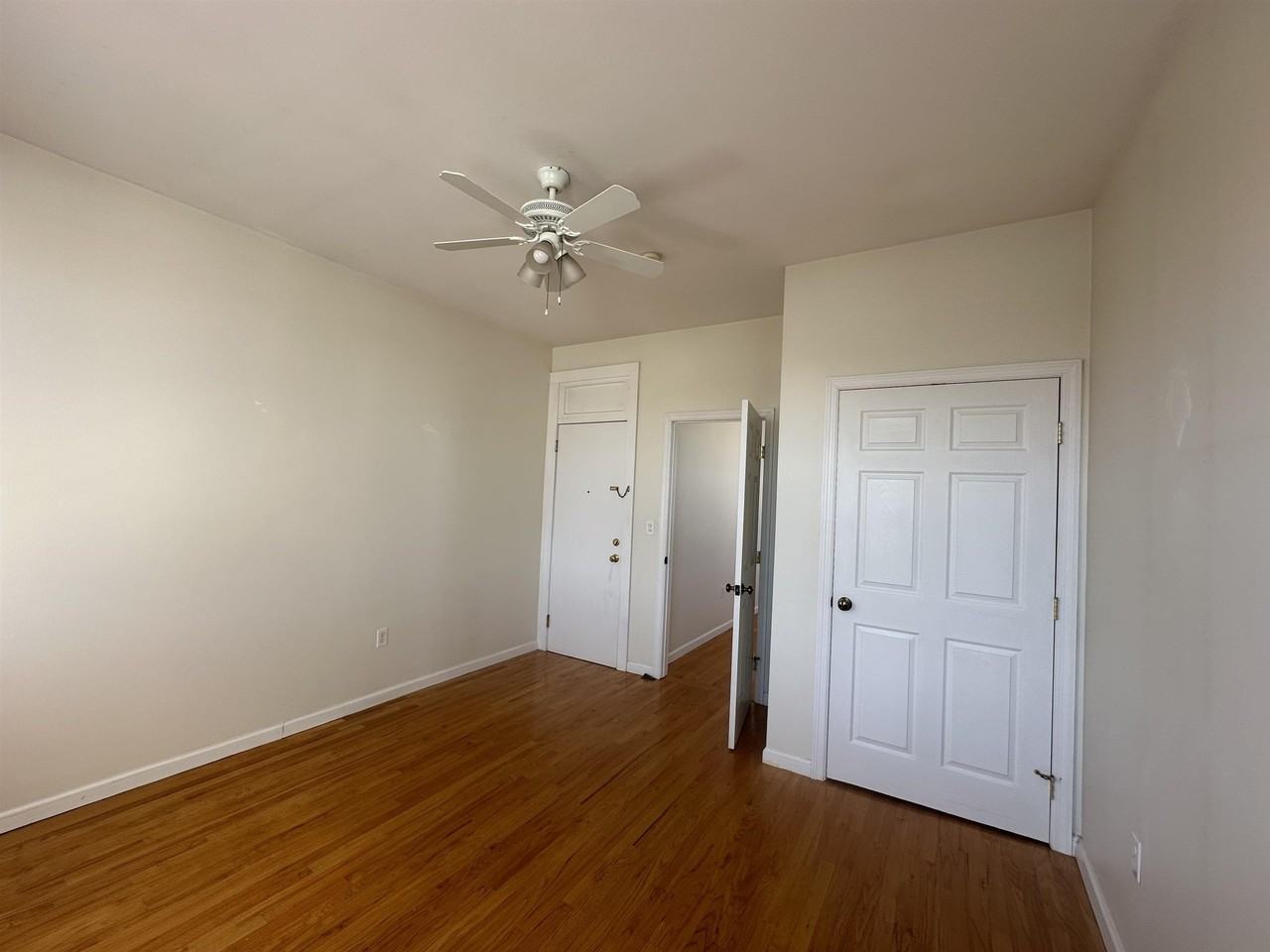 275 Webster Avenue #8 - Photo 6 of 13