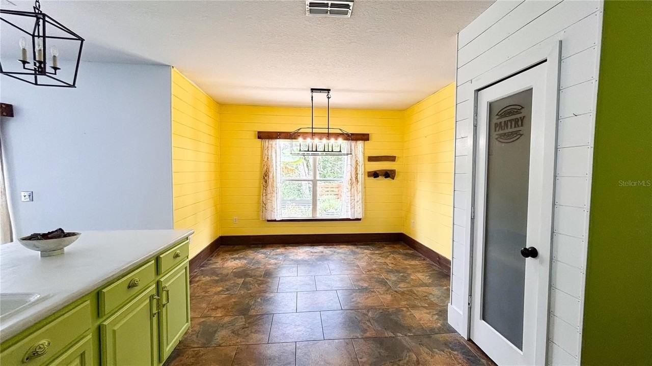 548 Big Sioux Ct - Photo 6 of 26