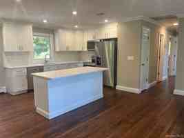 featured image of 26 Hanover Pl