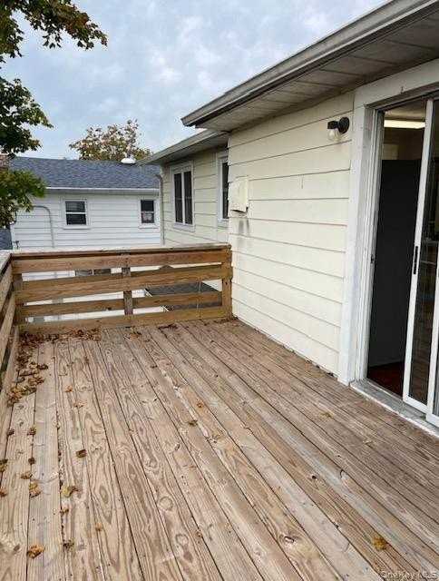 32 Winding Rd - Photo 4 of 12