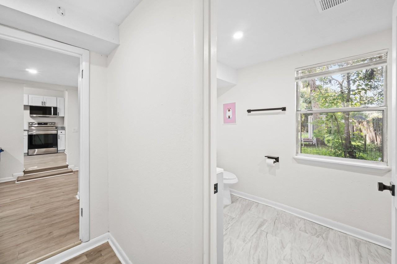 110th St - Photo 5 of 14