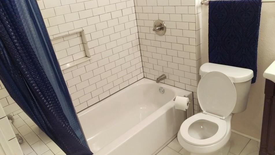 1006 Samuels Ave #3 - Photo 7 of 9