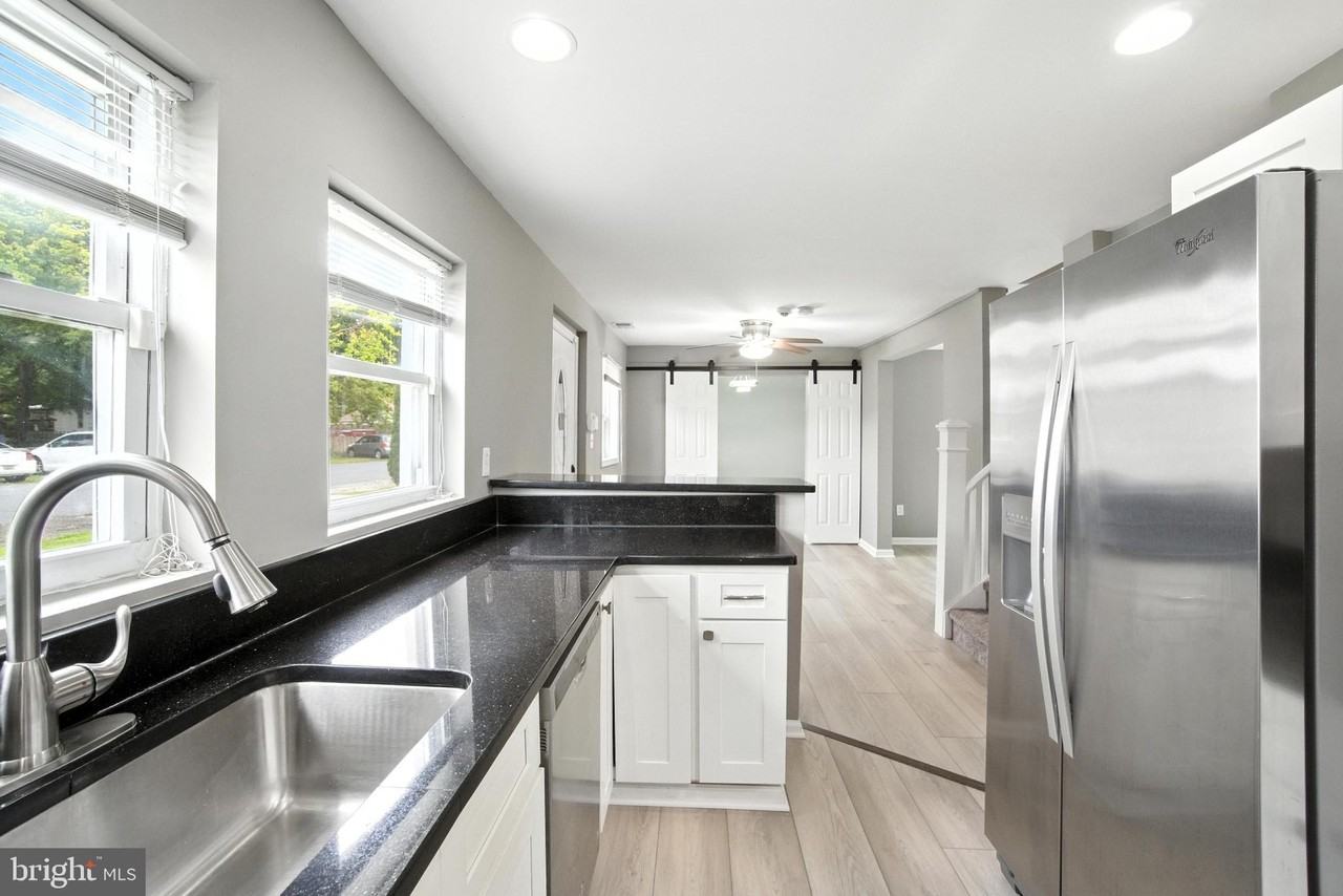 11 Torque Way - Photo 2 of 31