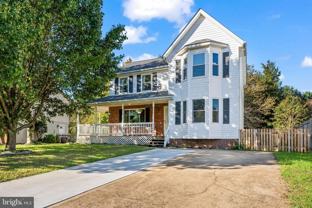 22045 Clipper Dr - Photo 1 of 1