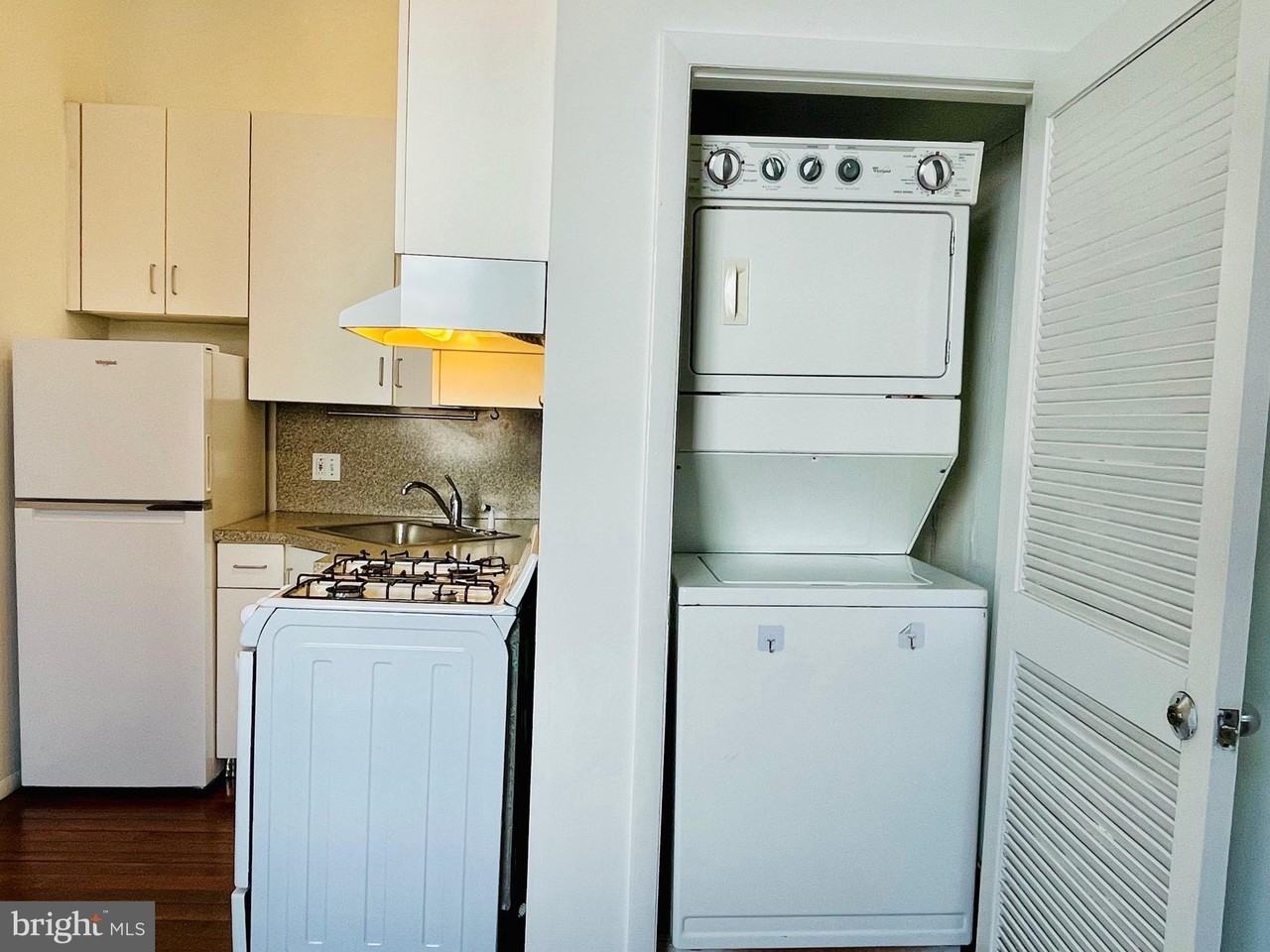 4444-48 Main St Unit E #E - Photo 5 of 13