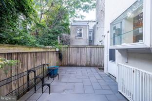 606 S Delhi St - Photo 1 of 1