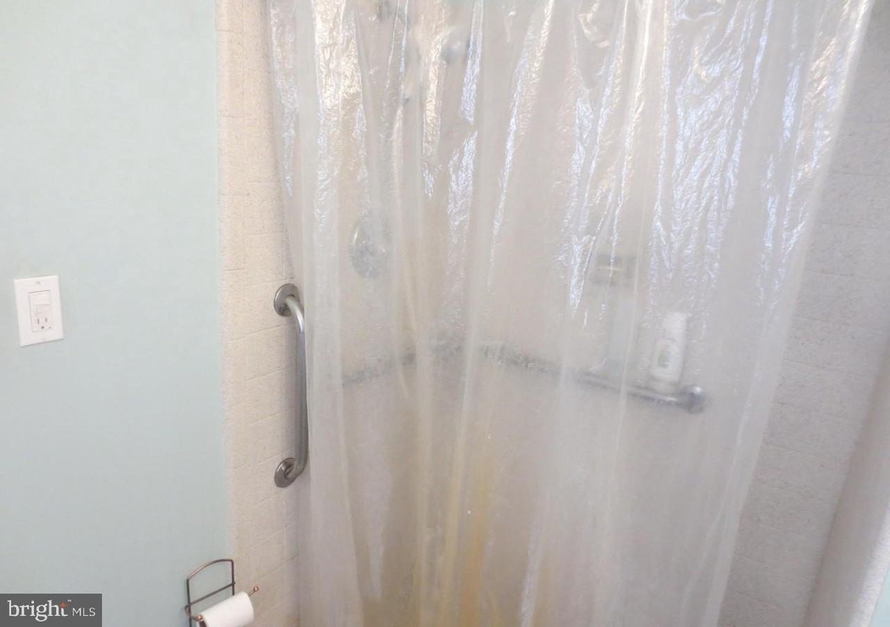 3214 Fair Woods Parkway - Photo 4 of 49