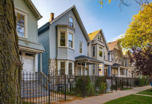 1922 N Whipple St ##1 - Photo 1 of 1