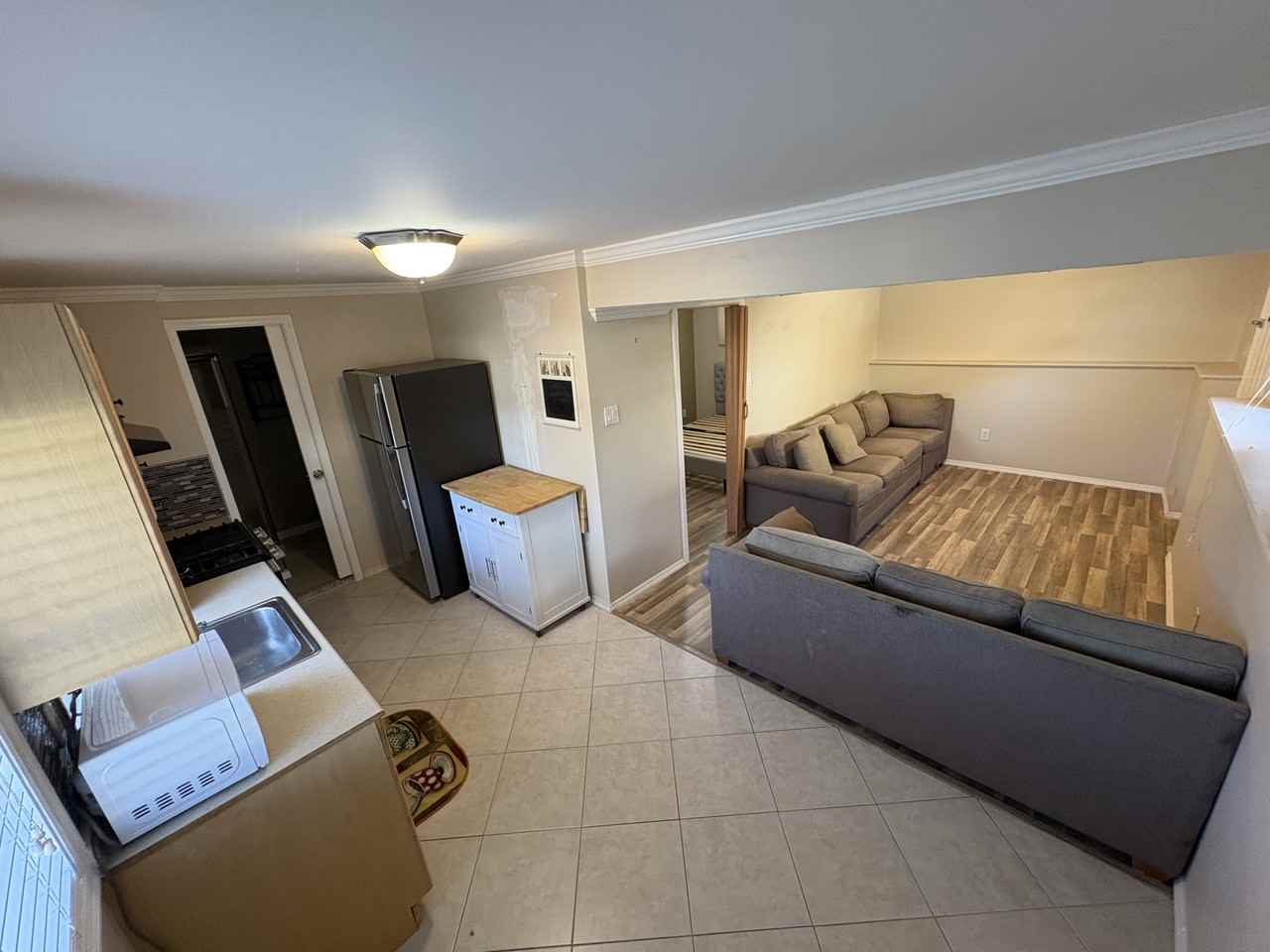 318 Claremont Avenue - Photo 6 of 11