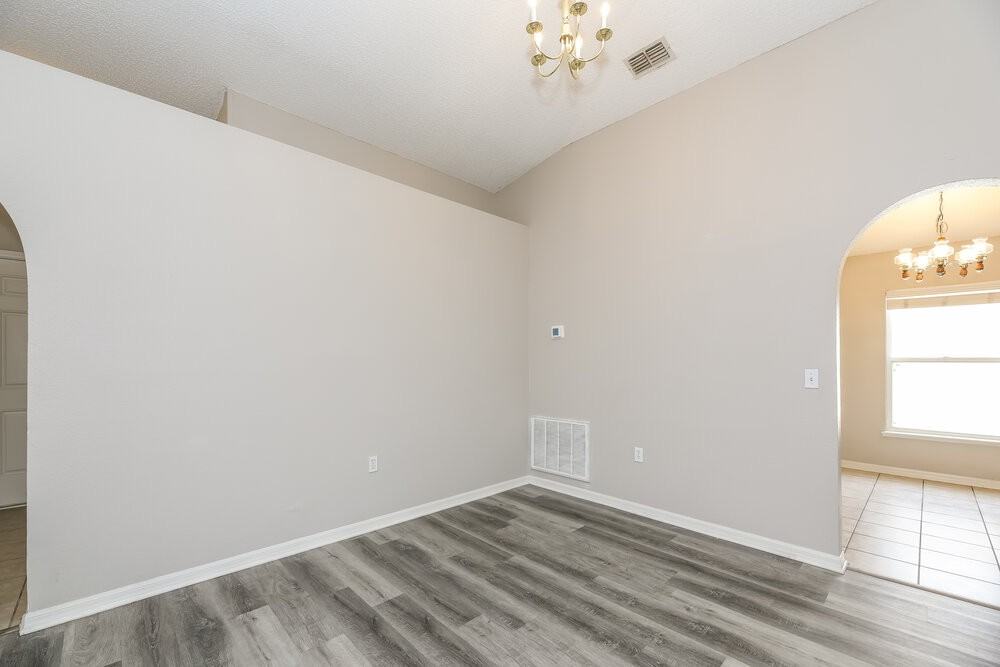 141 Sterling Hill Dr - Photo 5 of 16