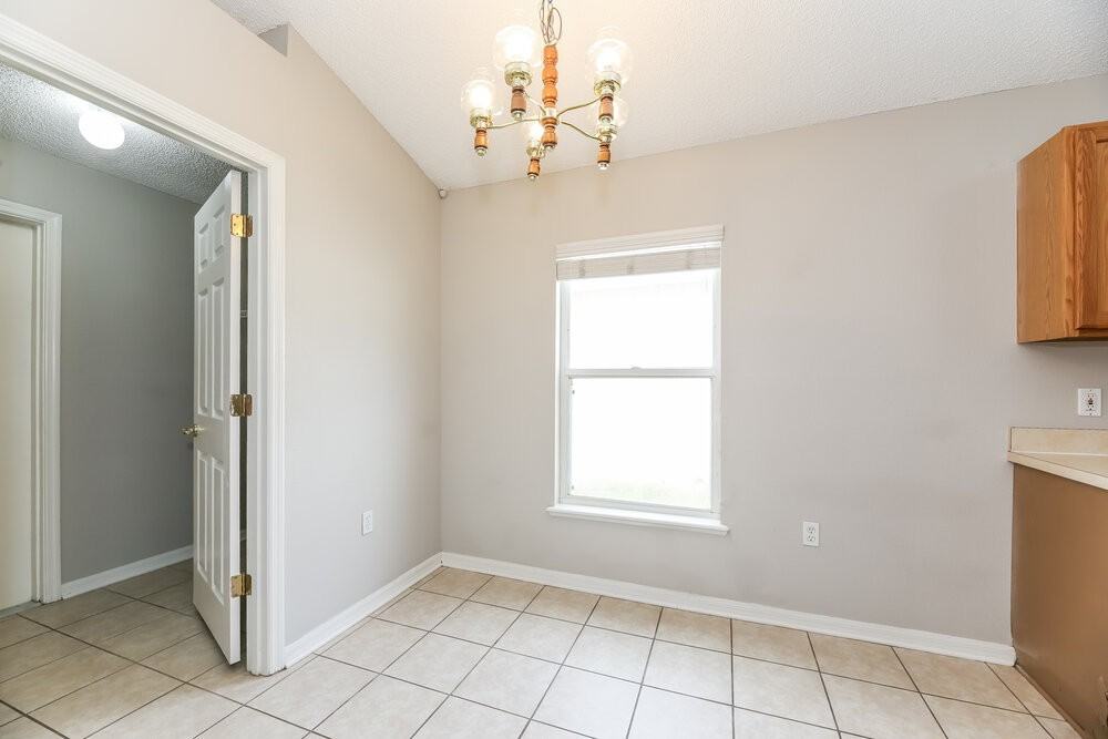141 Sterling Hill Dr - Photo 6 of 16