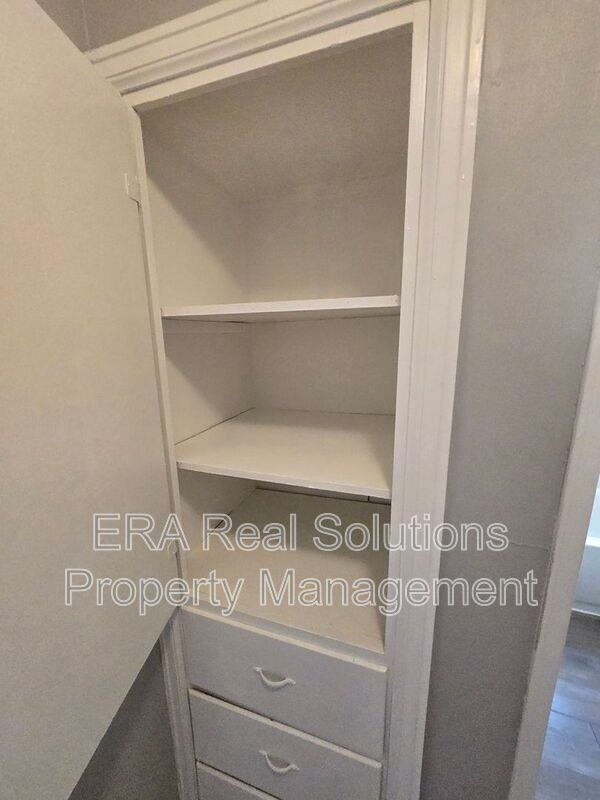 192 S Powell Ave #AML - Photo 3 of 15